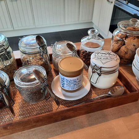 La Poterie - Chambres D'Hotes / Bed & Breakfast 阿特 外观 照片